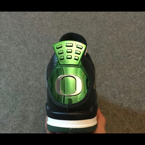 Jordan Other - Nike AirJordan 4 Oregon Ducks Retro Sneakers Shoes
